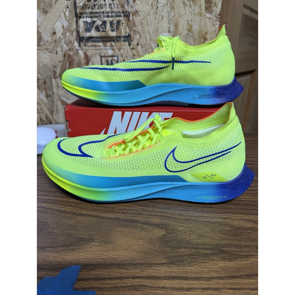 Nike Men's 11.5 ZoomX Streakfly Fast Pack Volt Running Shoe DJ6566-700 NWOB